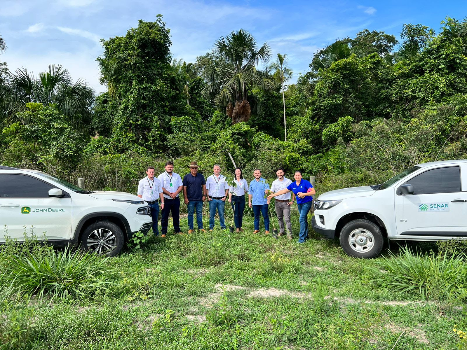 Parceria planta 150 árvores no CT Alta Floresta