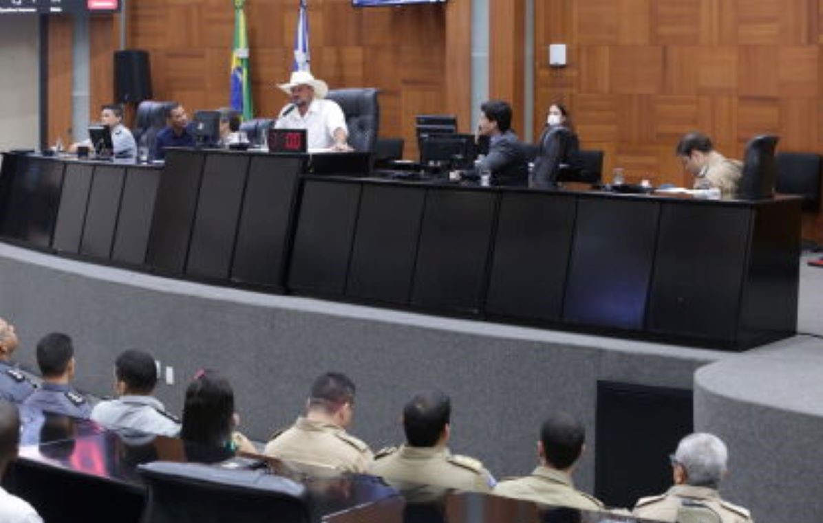 Audiência pública discute ação contra leis estaduais de criação de escolas militares