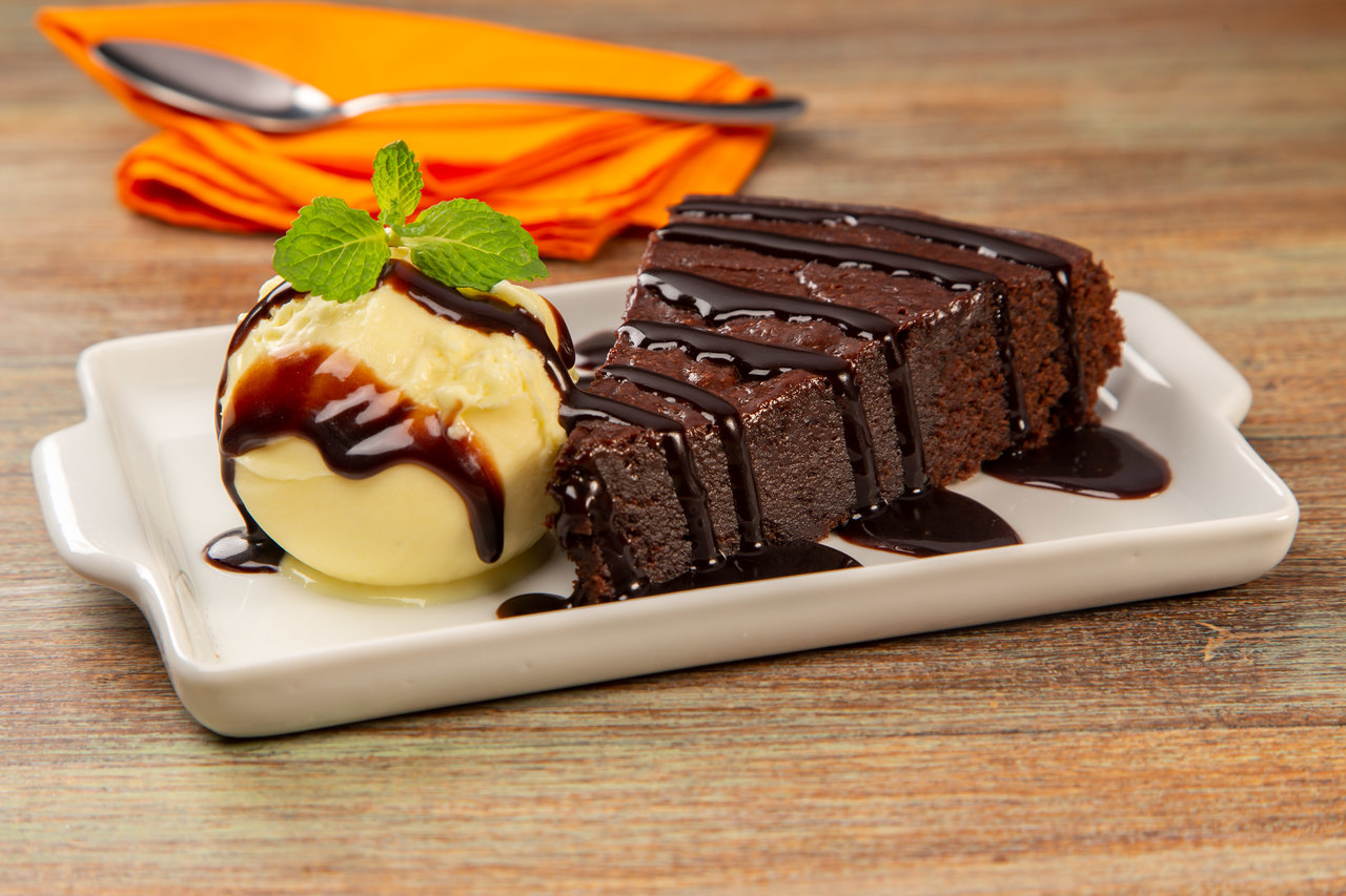 Que calor! Veja quatro sobremesas geladas para experimentar no verão