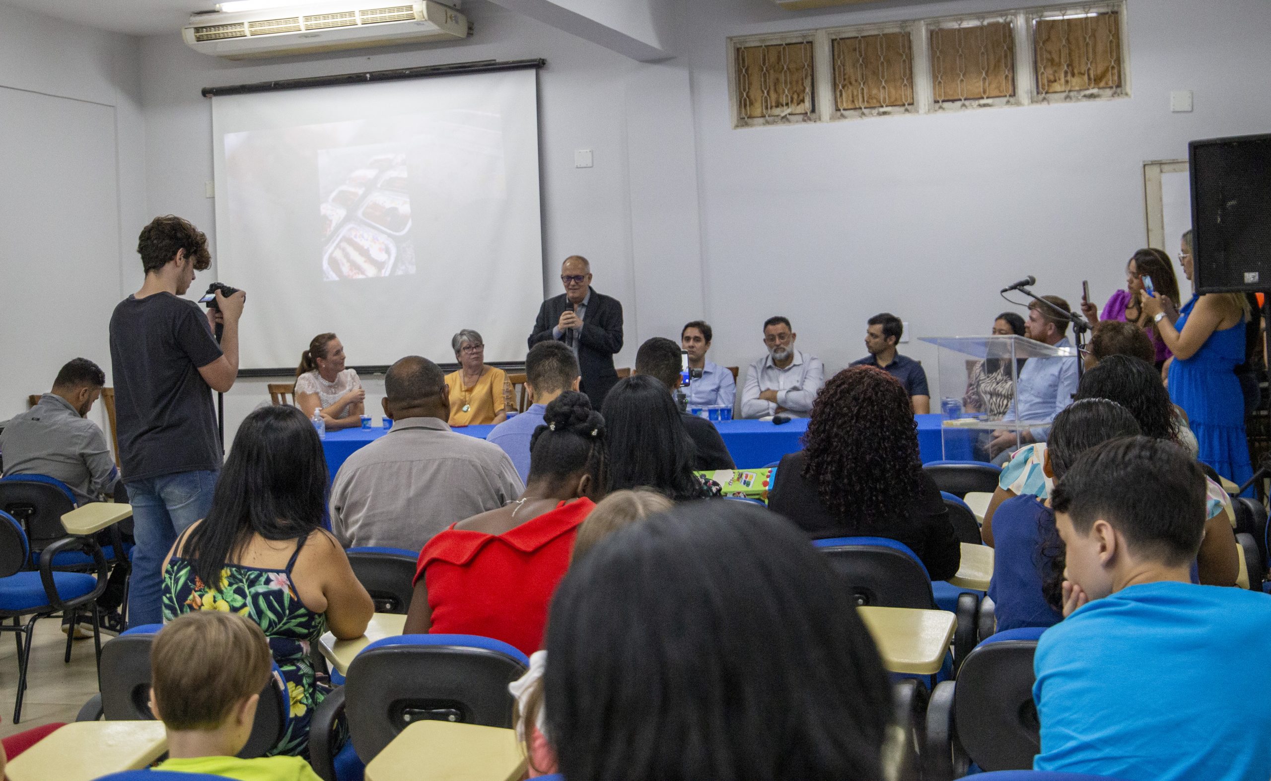 Rondonópolis | Prefeito prestigia conclusão de curso do Projeto Gerando Futuros