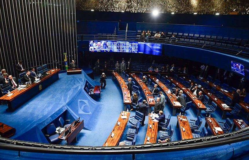 Senado aprova PEC que impede a extinção de tribunais de contas