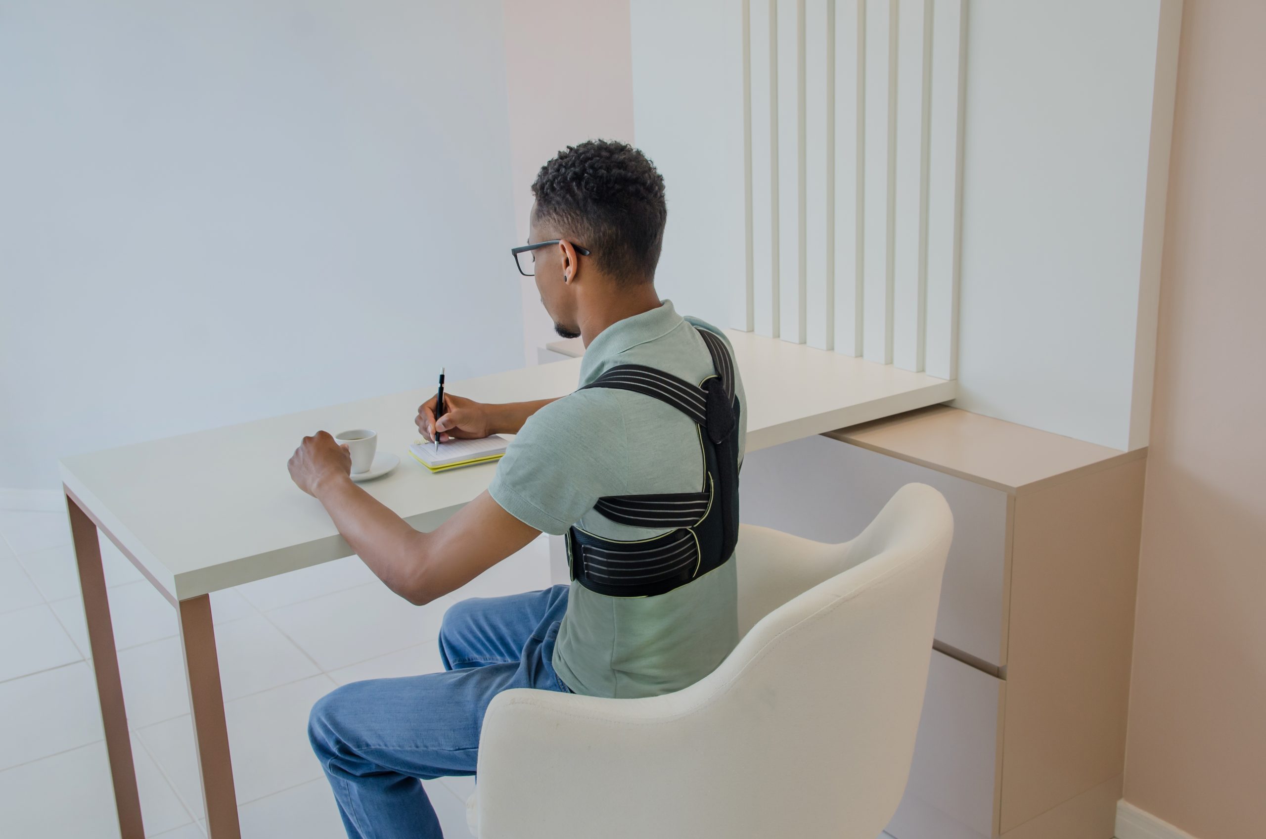 Mercur apresenta novo Corretor Postural com Ajuste Triplo