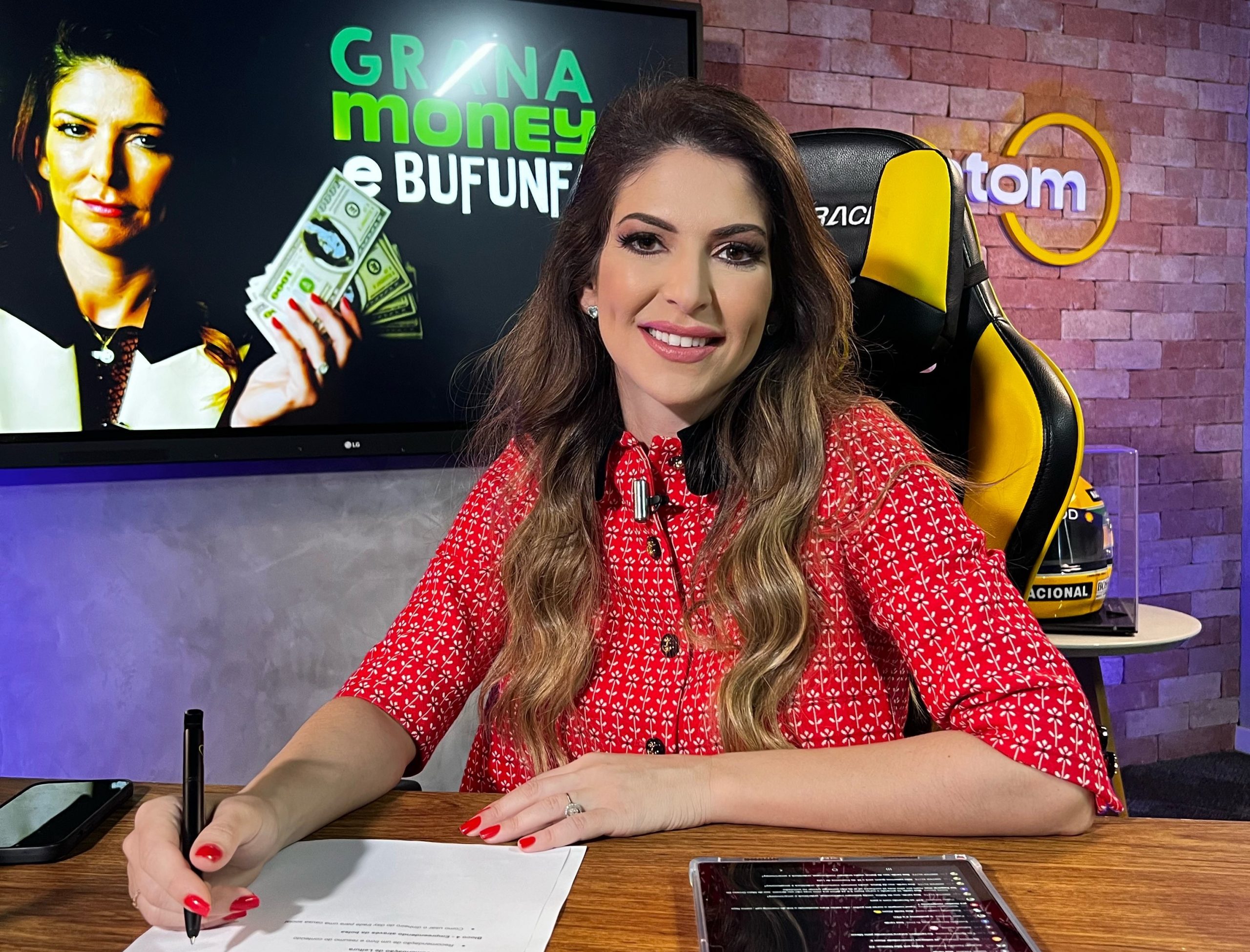 Carol Paiffer estreia “Grana, Money e Bufunfa”