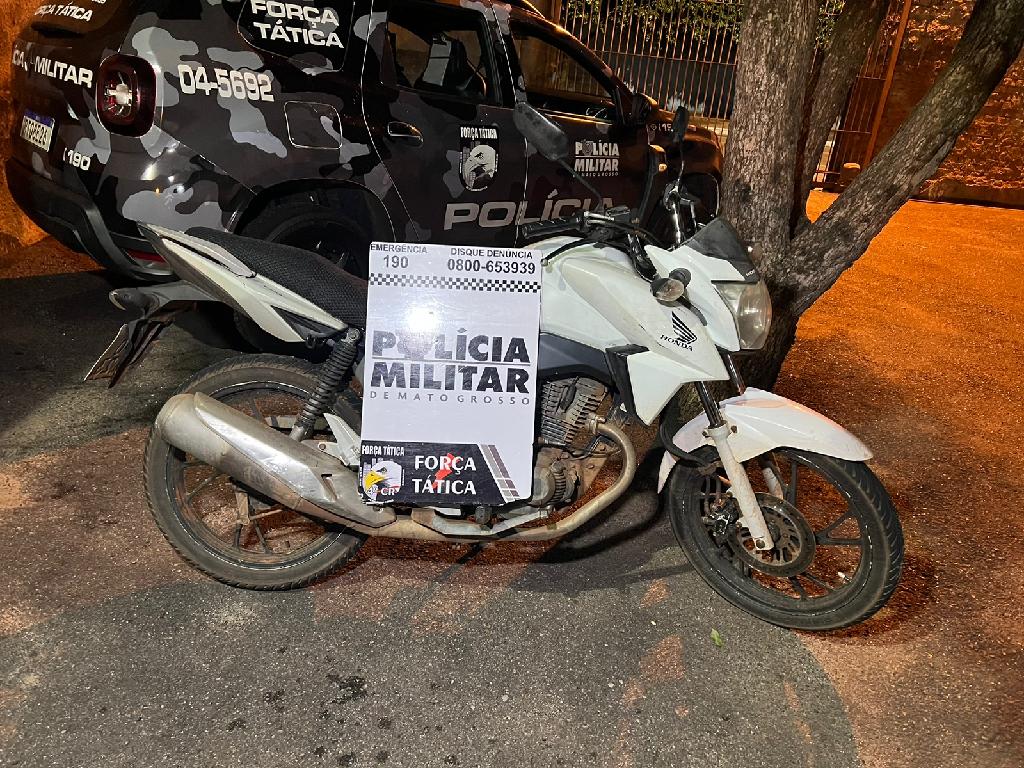 Rondonópolis | Força Tática resgata três homens mantidos em cárcere privado e recupera motocicleta roubada