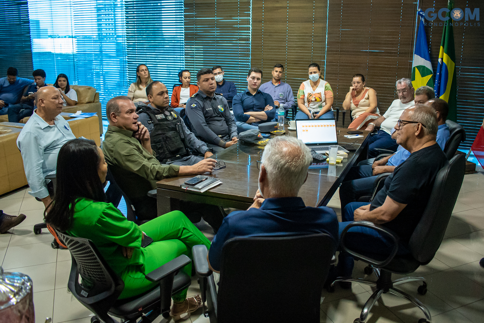 Rondonópolis | Prefeito e senador discutem criação de nova base da Polícia Militar na Vila Operária
