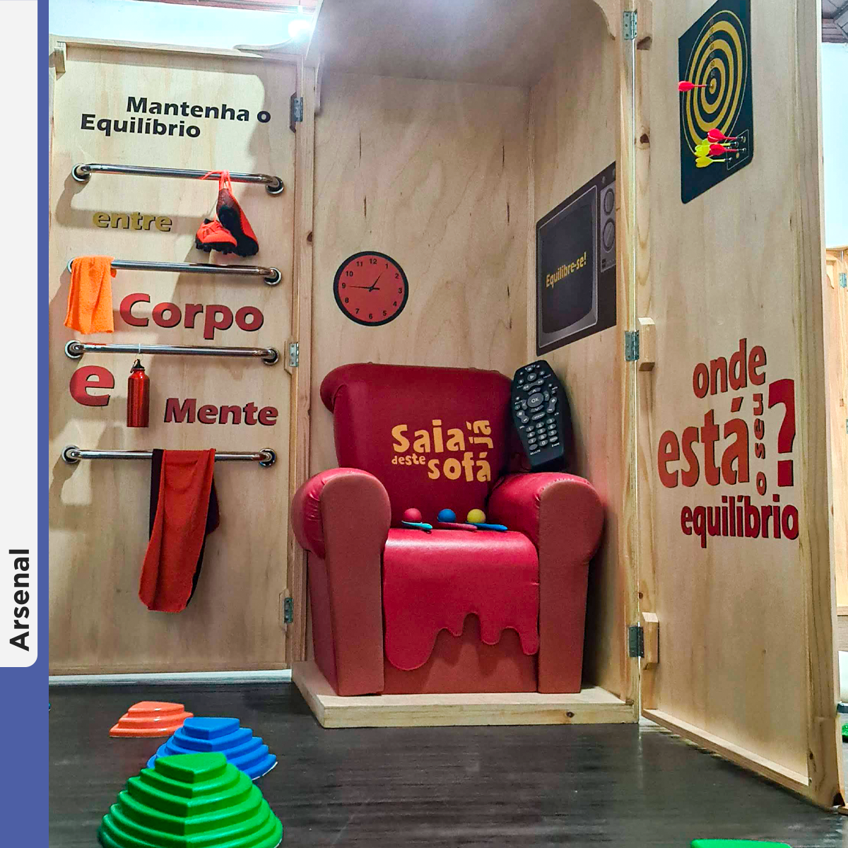 Sesc Arsenal une esporte e brincadeira em exposição interativa
