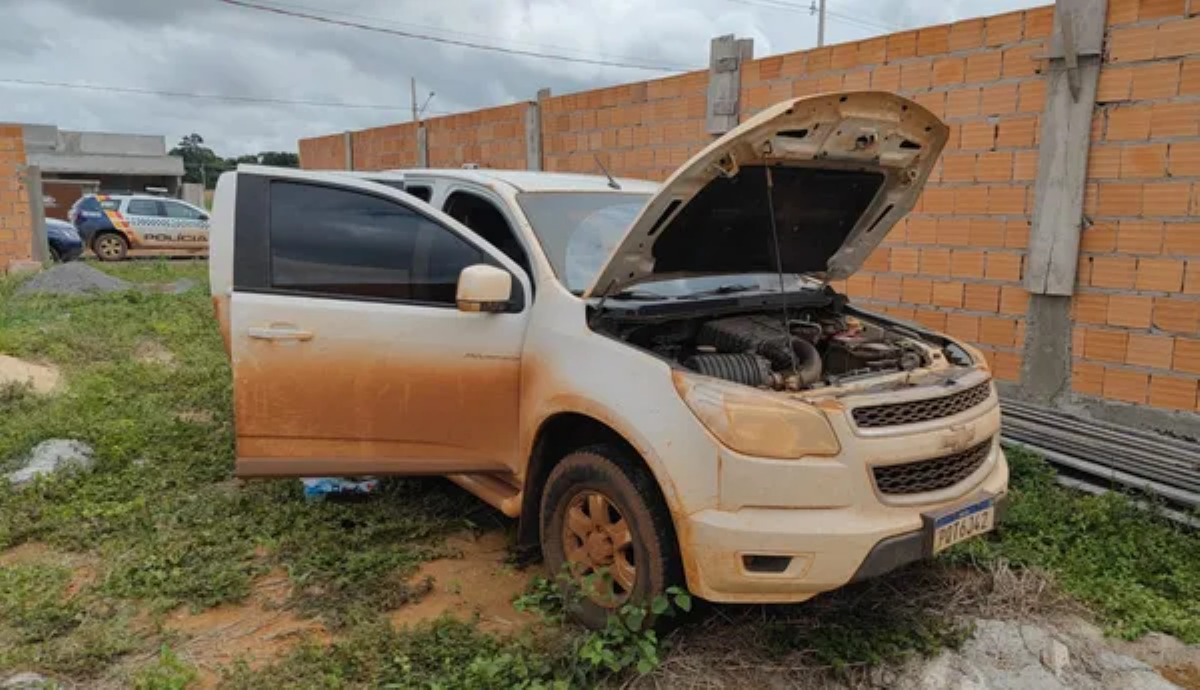 Polícia apreende caminhonete e espingarda usadas em chacina de Sinop