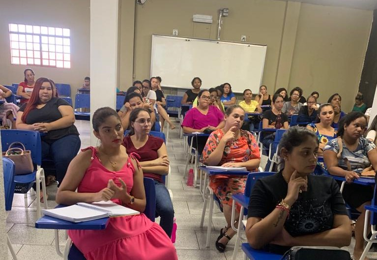 Rondonópolis | Seminário dissemina práticas adequadas à educação infantil a estagiários da Semed