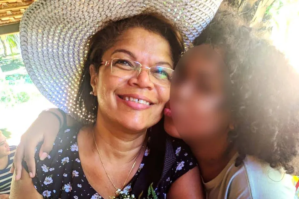 Mãe atropelada junto com filha em Cuiabá morre na véspera de aniversário
