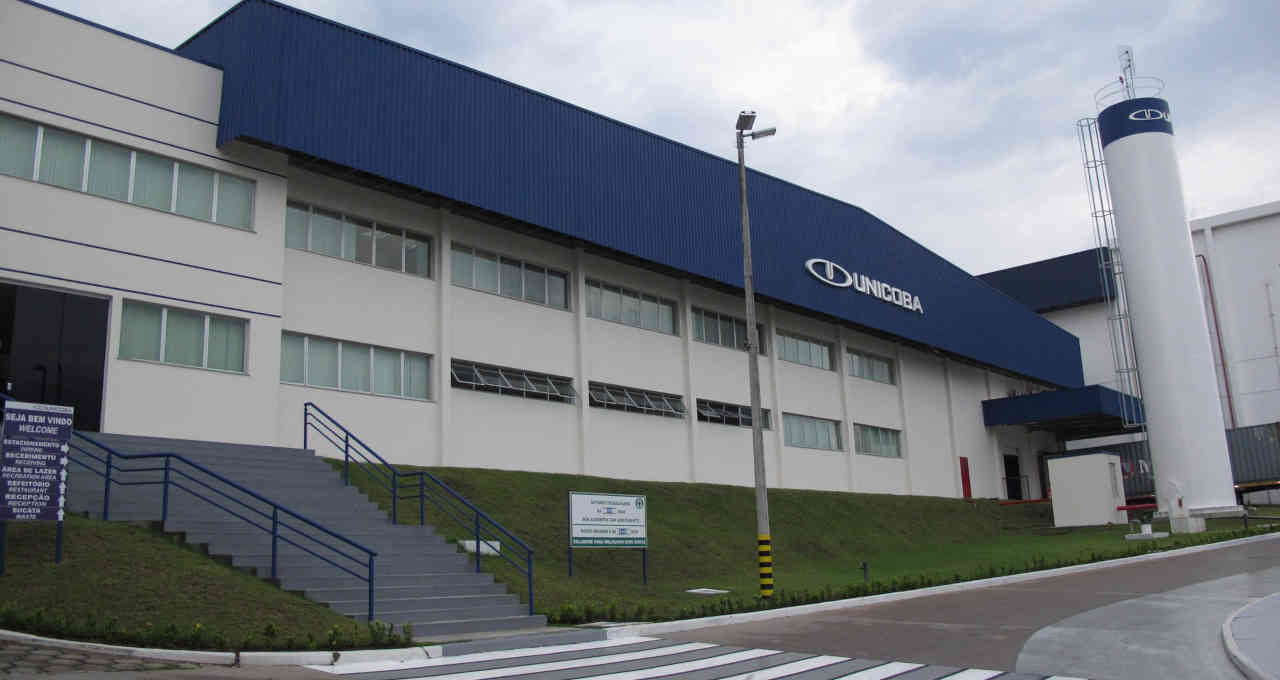 BNDES financia automação de produção de baterias para celulares