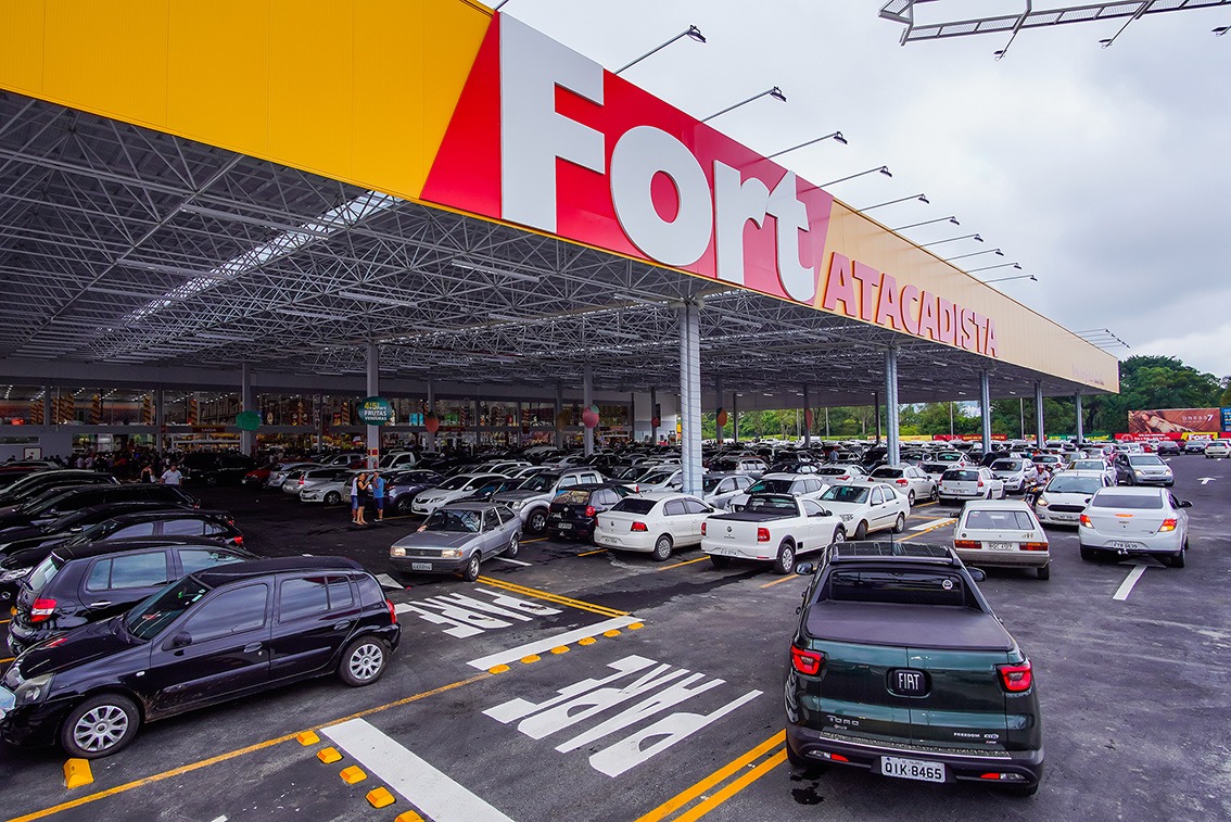 Fort Atacadista oferece mais de 100 vagas de emprego em Cuiabá e Várzea Grande