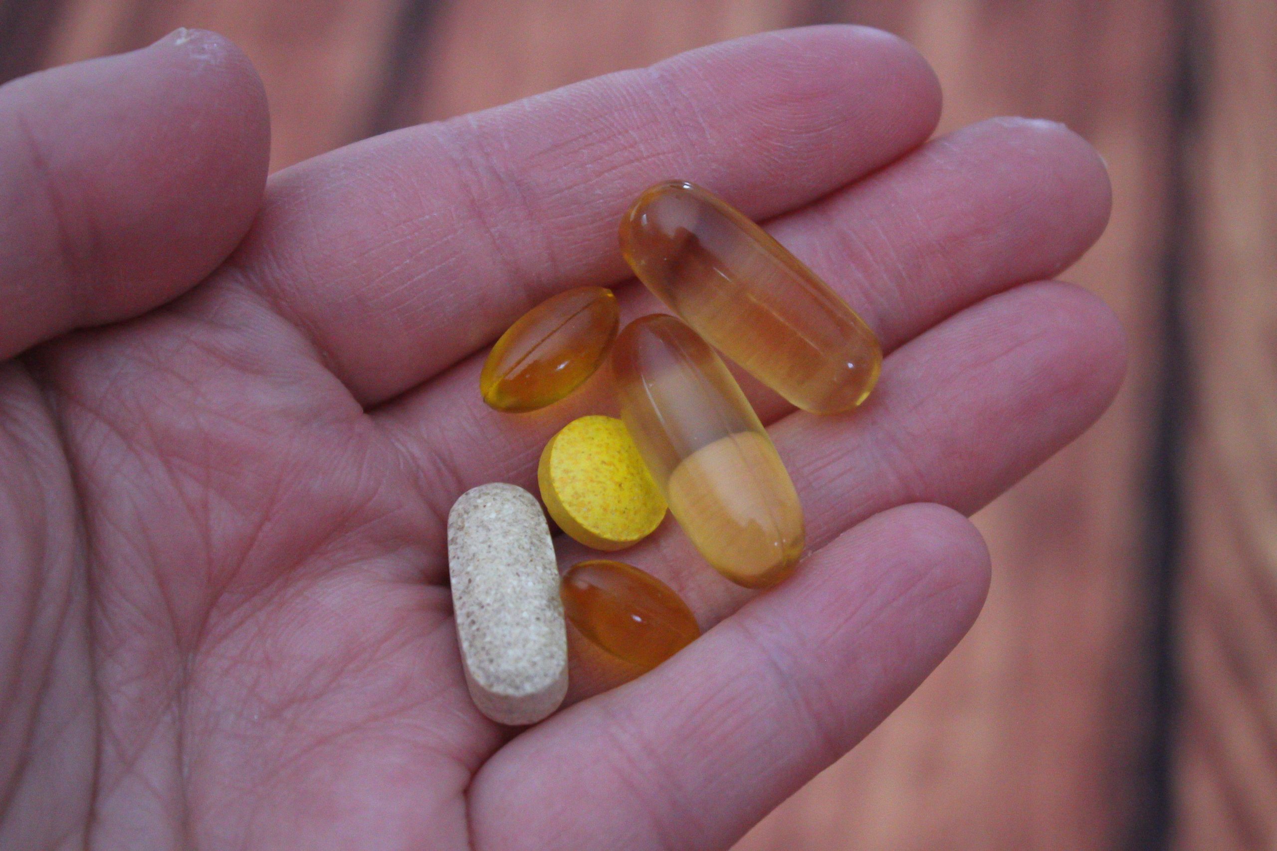 Multivitamínicos podem contribuir para a saúde feminina