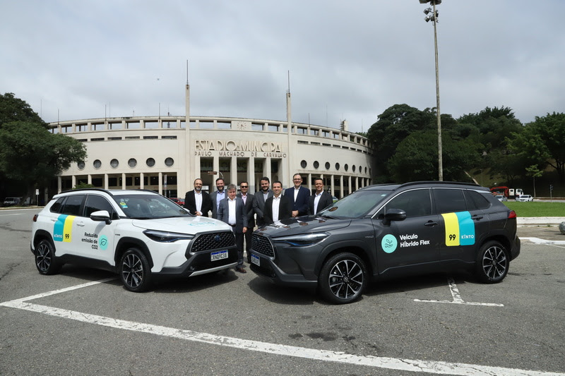 99 e KINTO firmam parceria para testes de veículos híbridos flex