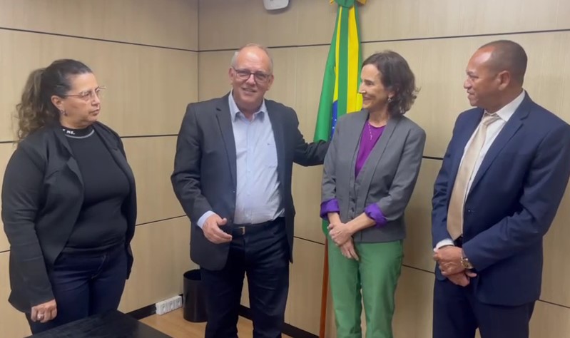 Prefeito protocola pedidos de construção de escolas e creches para Rondonópolis