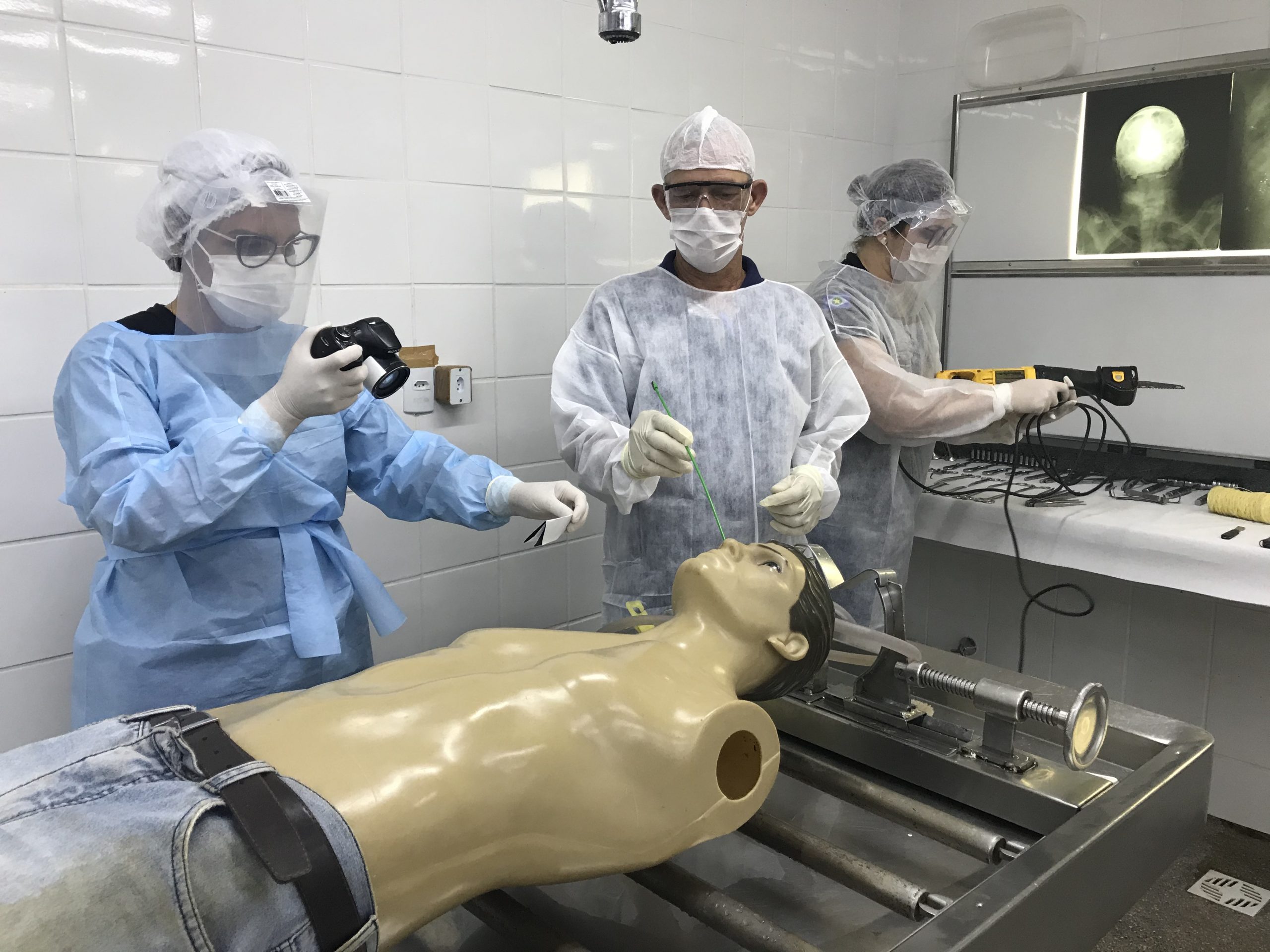 Governo de Mato Grosso convoca sete médicos legistas para Politec