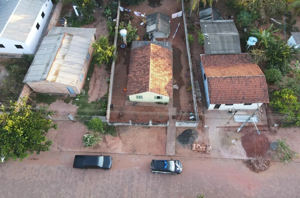 Mulher suspeita de comandar o tráfico de drogas em município de Mato Grosso com 1,6 mil moradores é alvo de operação