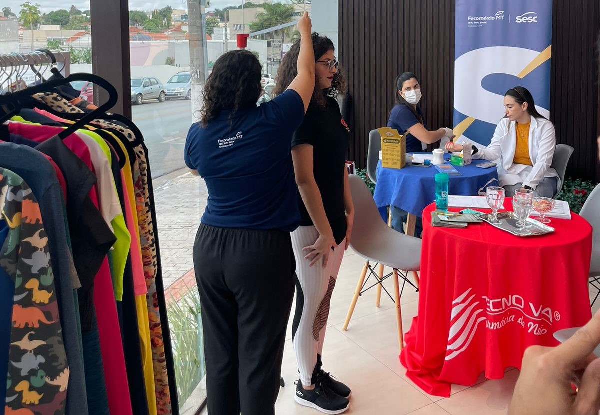 Sesc-MT incentiva adoção de hábitos saudáveis com atividades nas empresas
