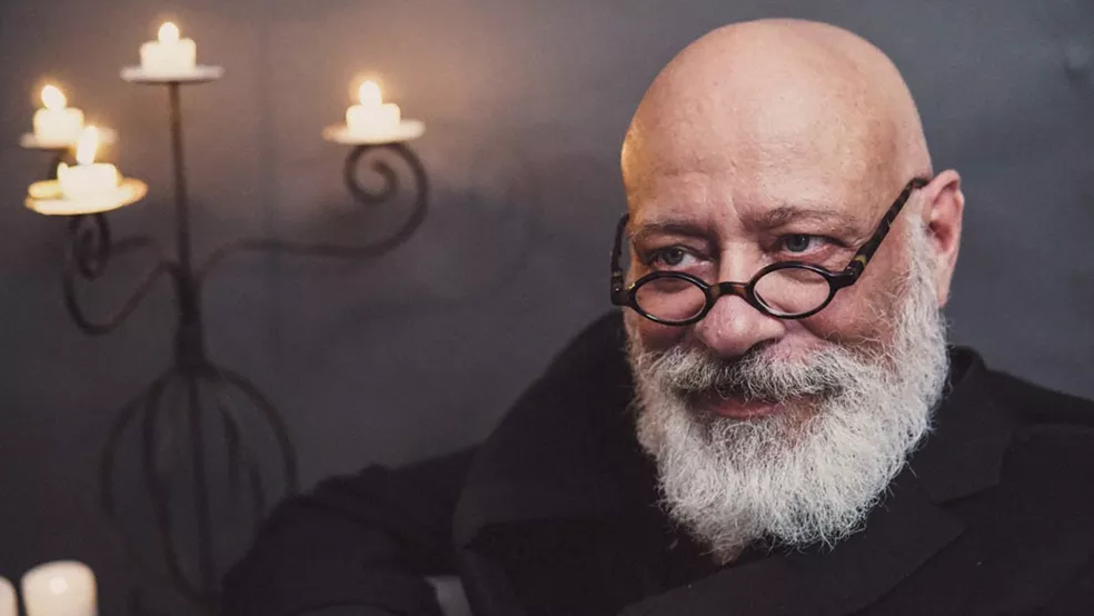 Filósofo Luiz Felipe Pondé fala de hiperconexão em live 