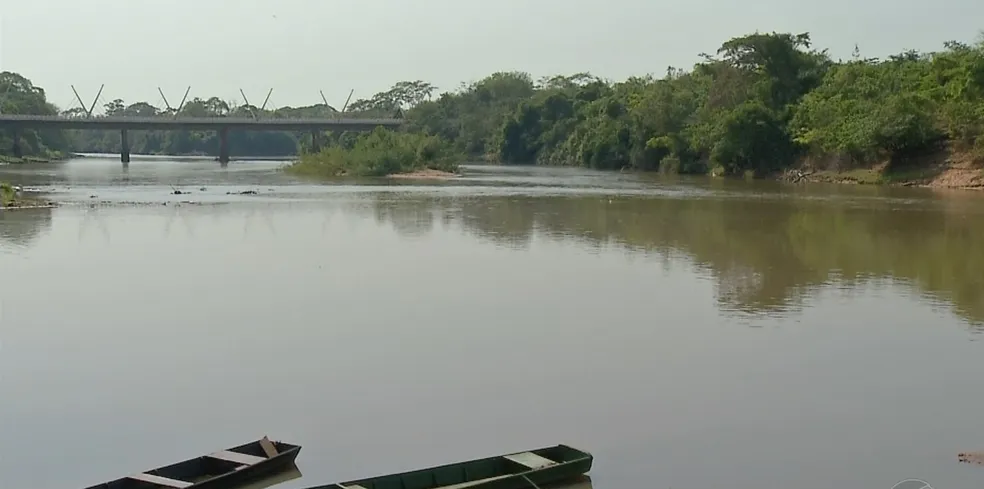 Homem desaparece após tentar atravessar rio a nado em Barra do Bugres