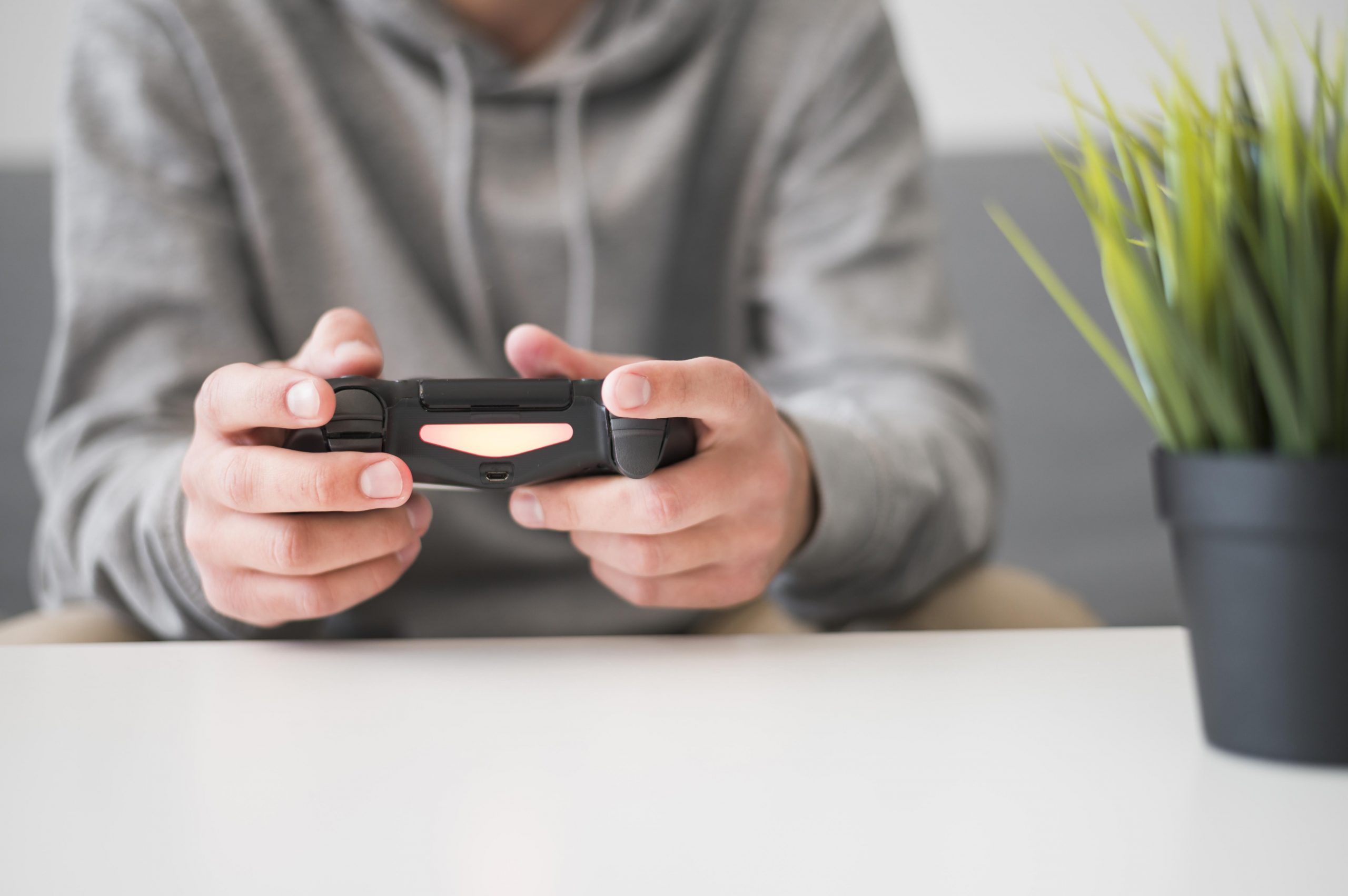 Compulsão por jogos cresce no Brasil e vício pode diminuir a qualidade de vida e até levar à falência