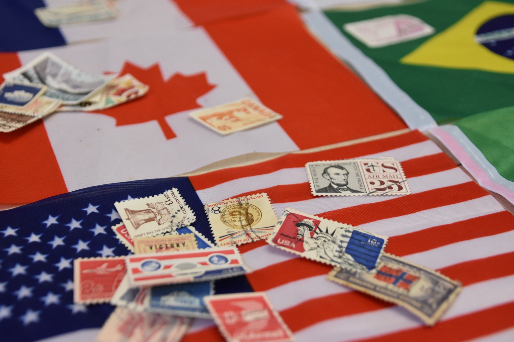 Publicado no Diário Oficial decreto que revoga dispensa de vistos para visitantes da Austrália, Canadá, EUA e Japão