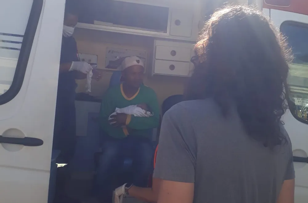 Mato Grosso | Casal faz parto após vizinha grávida pedir ajuda para ir ao hospital