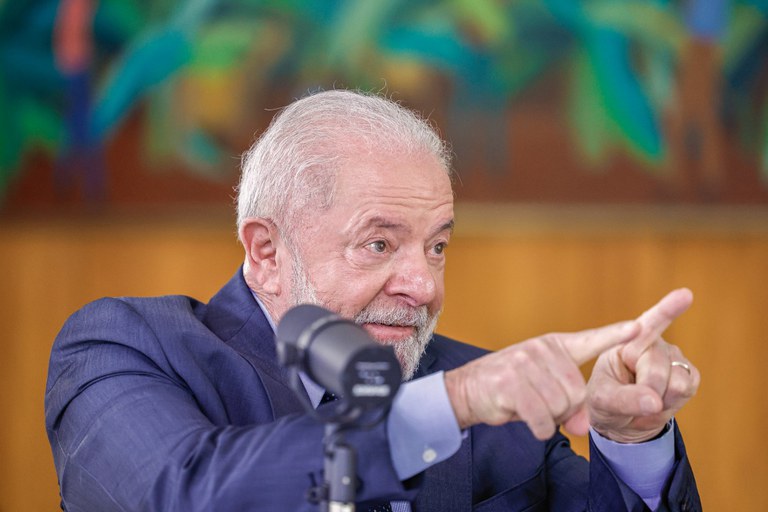 “Já provamos uma vez que a gente pode zerar a fila”, diz Lula sobre INSS