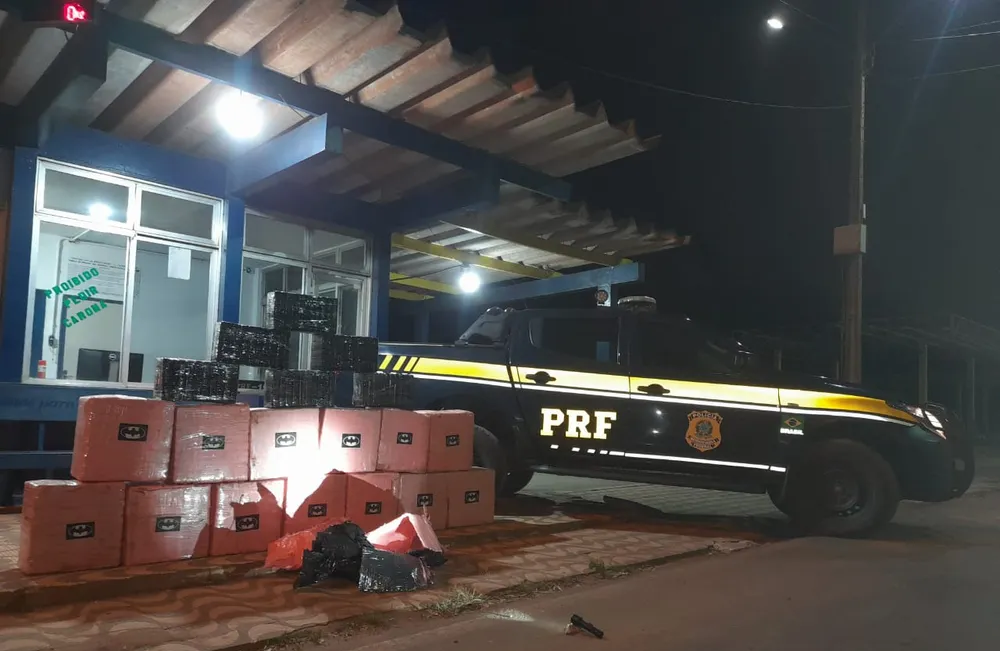 Motorista é preso na BR-364 em MT por transportar quase 500 kg de cocaína escondidos em caminhão