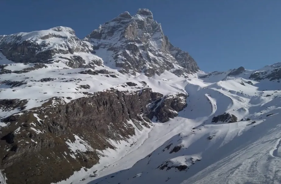 Corpo de alpinista desaparecido há 37 anos é encontrado na Suíça