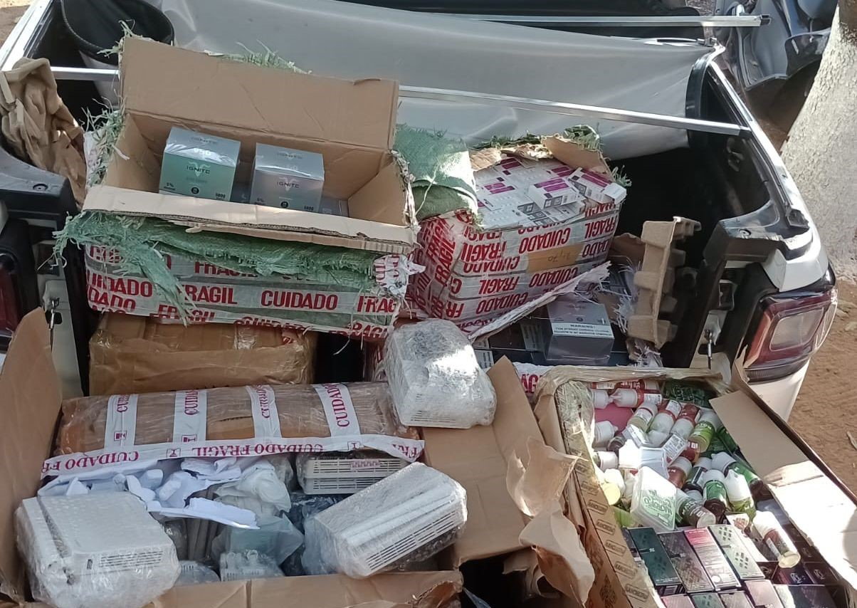 Mulher é presa pela PM com cigarros eletrônicos avaliados em R$ 100 mil em Rondonópolis