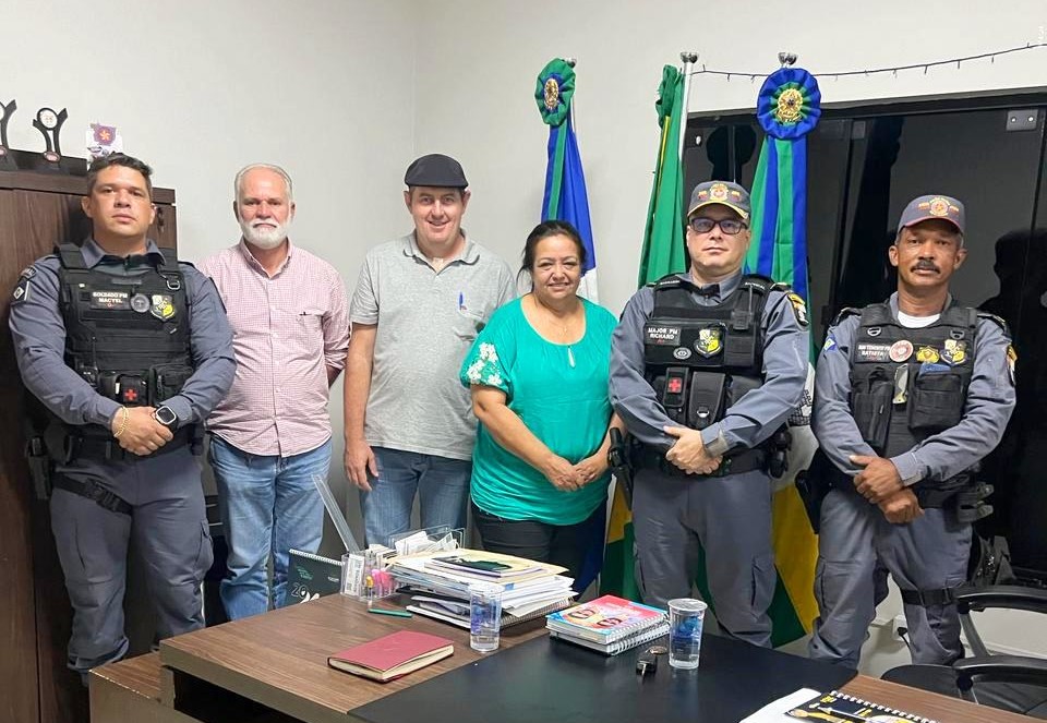 PM garante reforço do patrulhamento em Pedra Preta e prefeita Iraci anuncia ampliação das câmeras de segurança