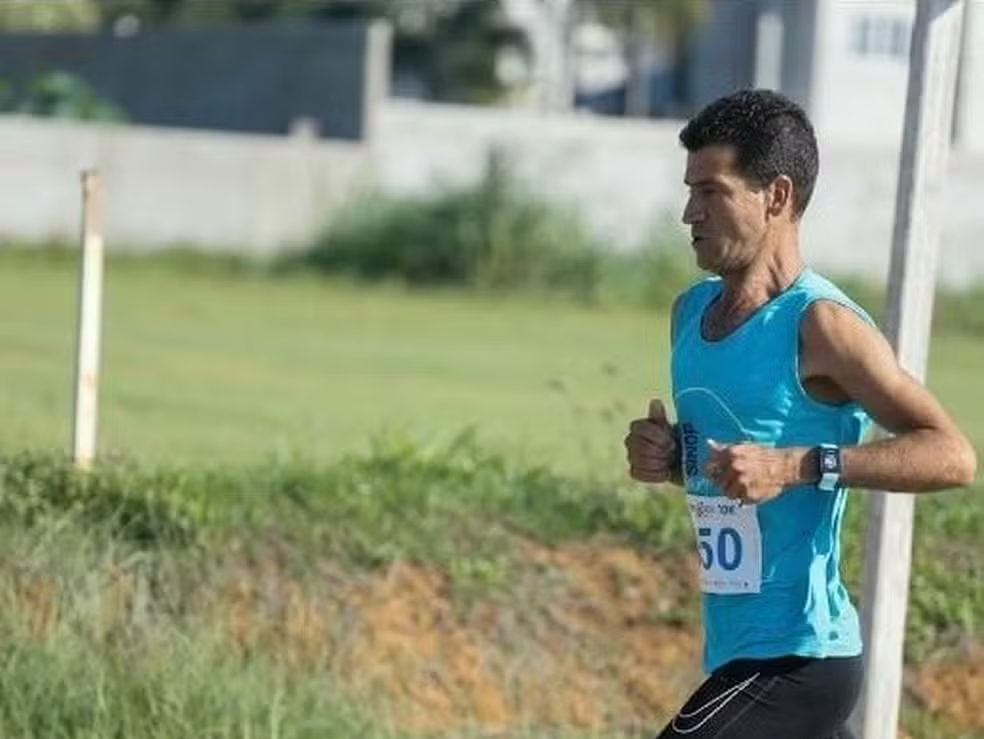 Atleta desmaia durante corrida de 10 km e é internado na UTI