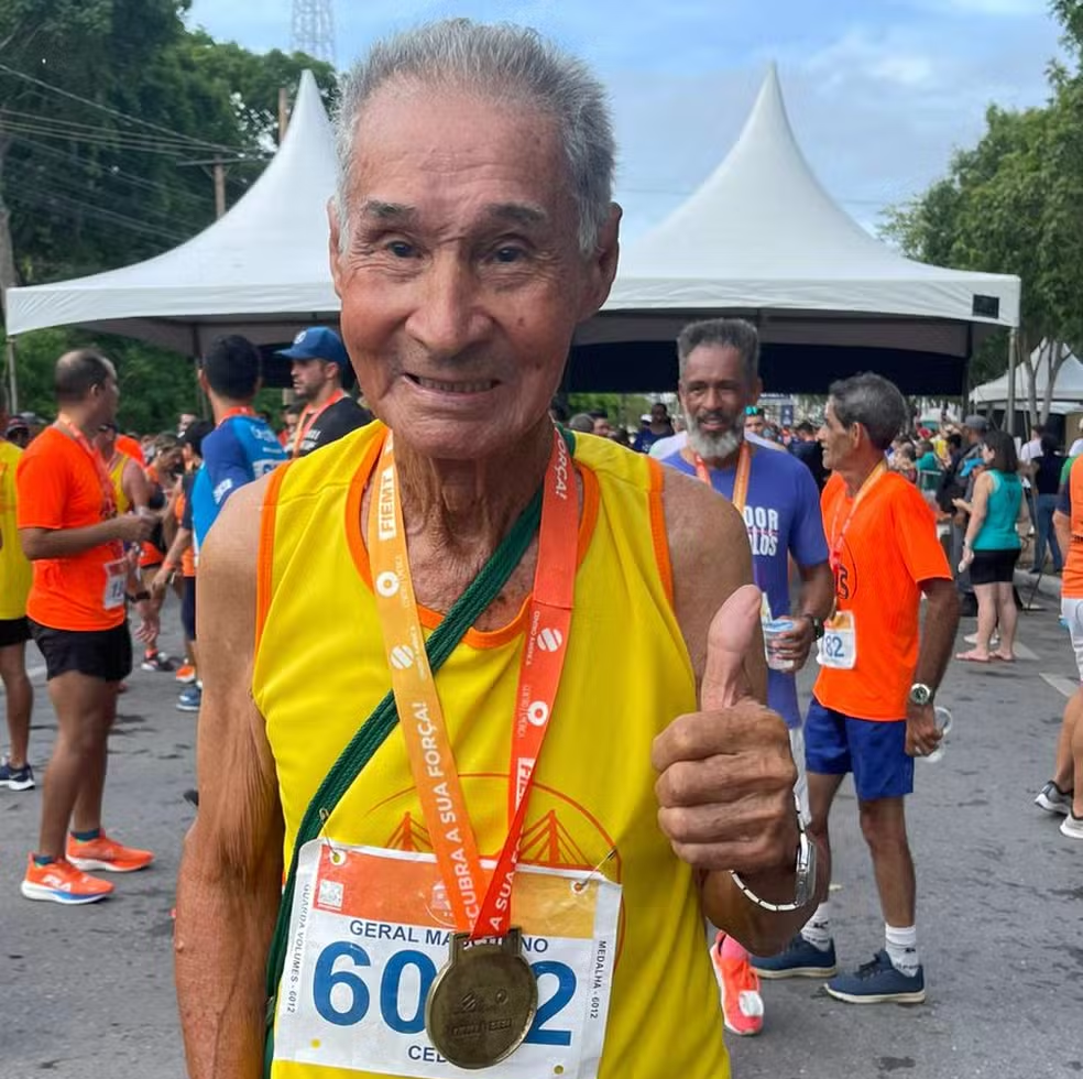 Aos 99 anos, atleta conclui os 10 km da Corrida de Reis 2024: ‘minha maior satisfação’