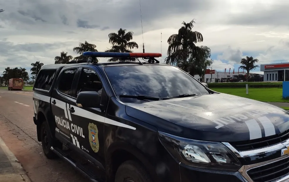 Corpo de mulher é encontrado em plantação e marido morre em confronto com a PM durante investigação do caso