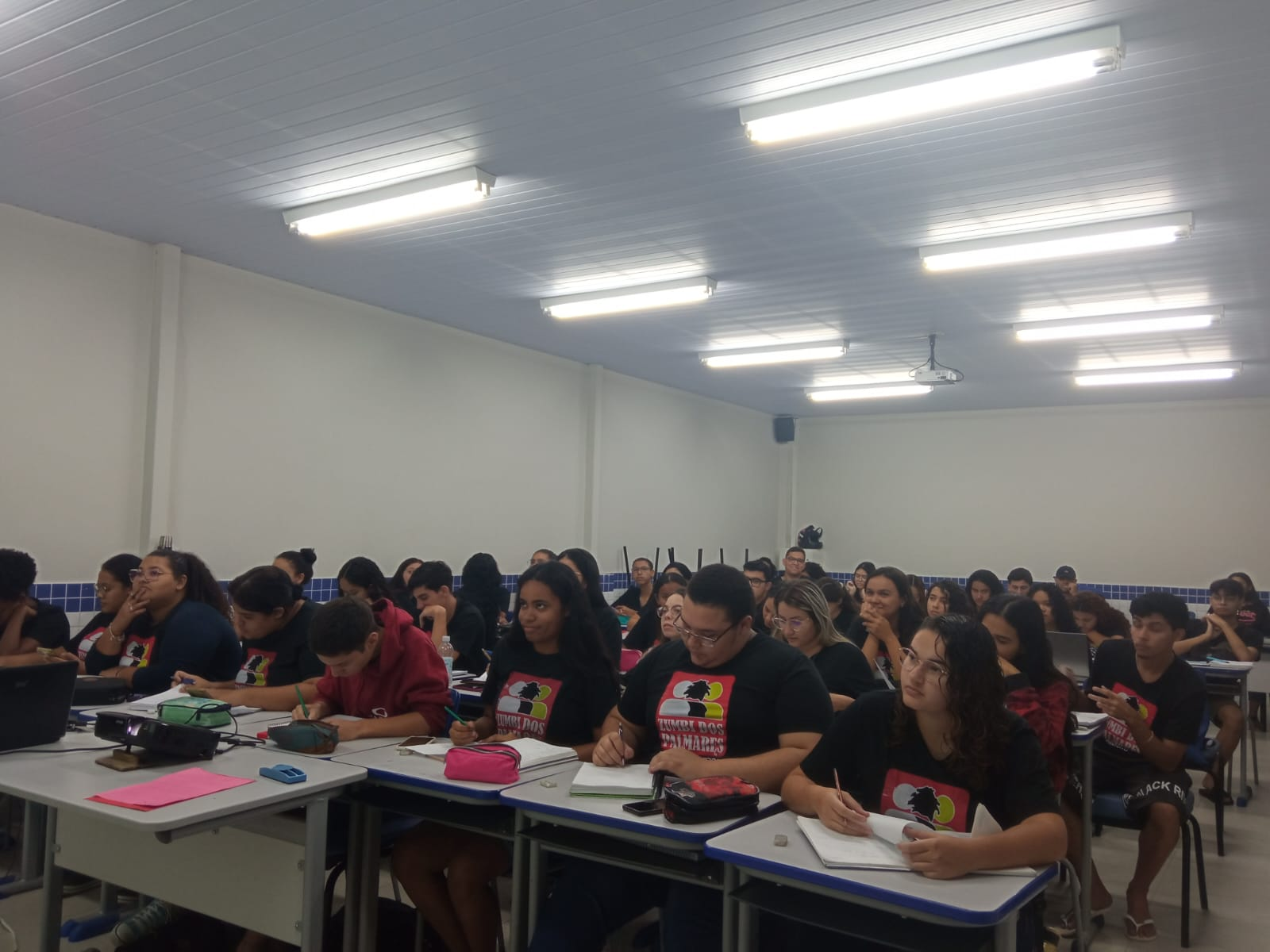 Rondonópolis | Seletivo para 29 professores está aberto. Salários são de até R$ 4.950,00