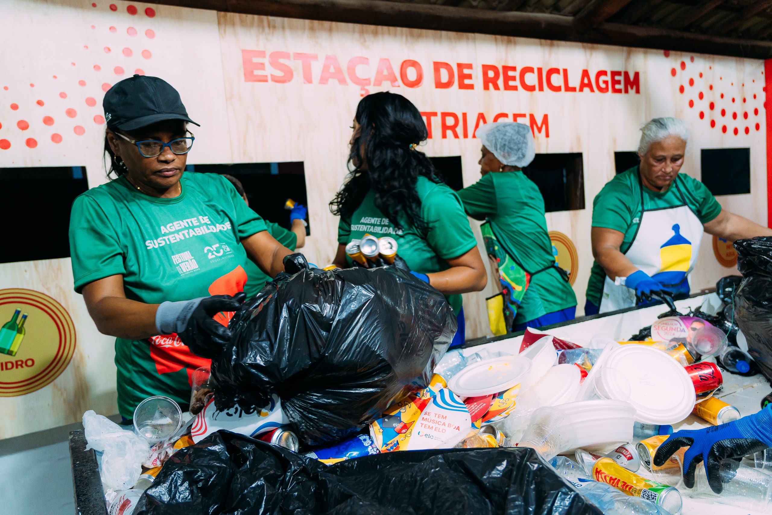 Sistema Coca-Cola Brasil coleta cerca de 4 toneladas de resíduos para reciclagem no Festival de Verão de Salvador 2024