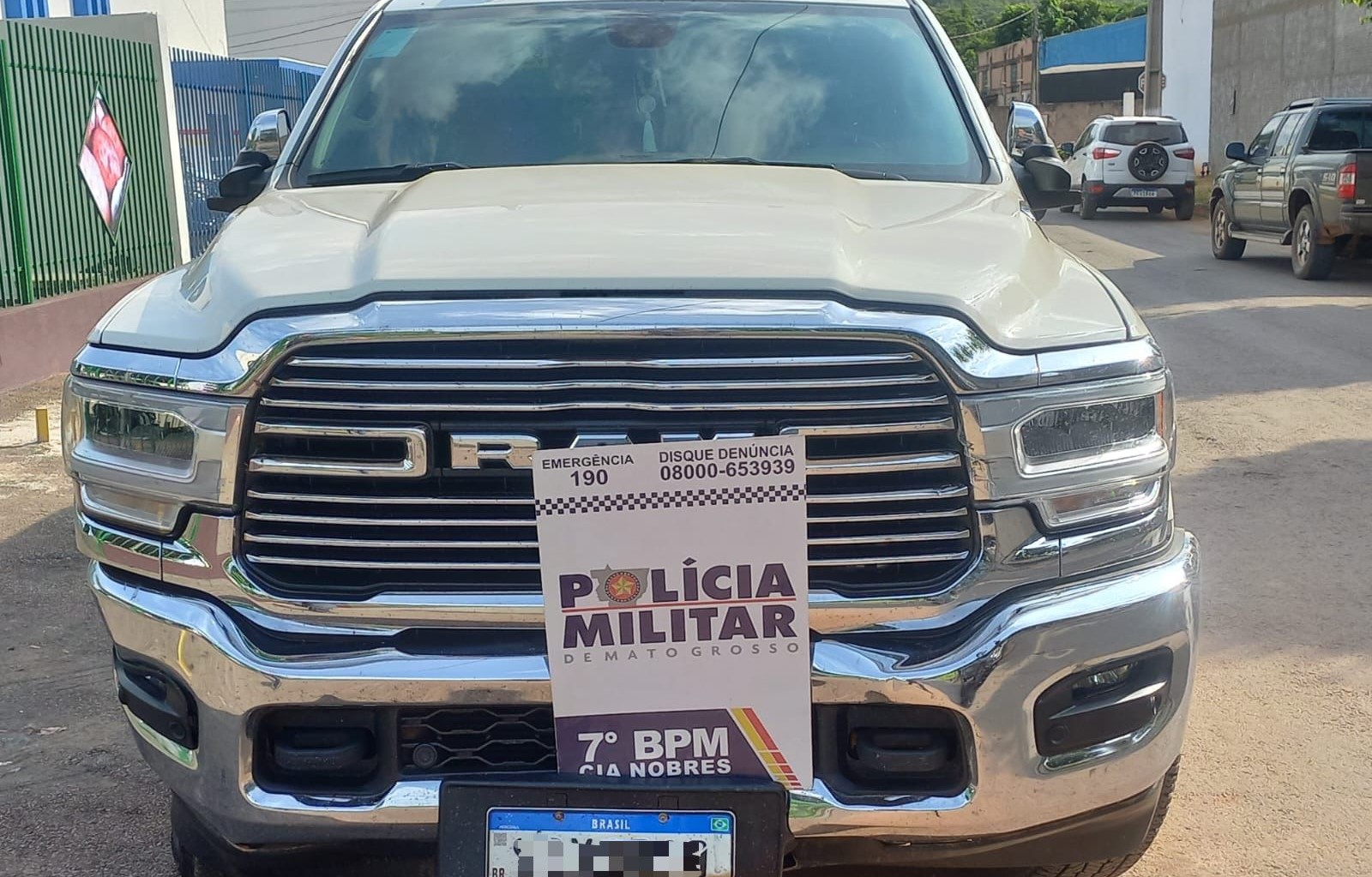 PM localiza em Nobres caminhonete roubada em Lucas do Rio Verde e prende dois homens em flagrante