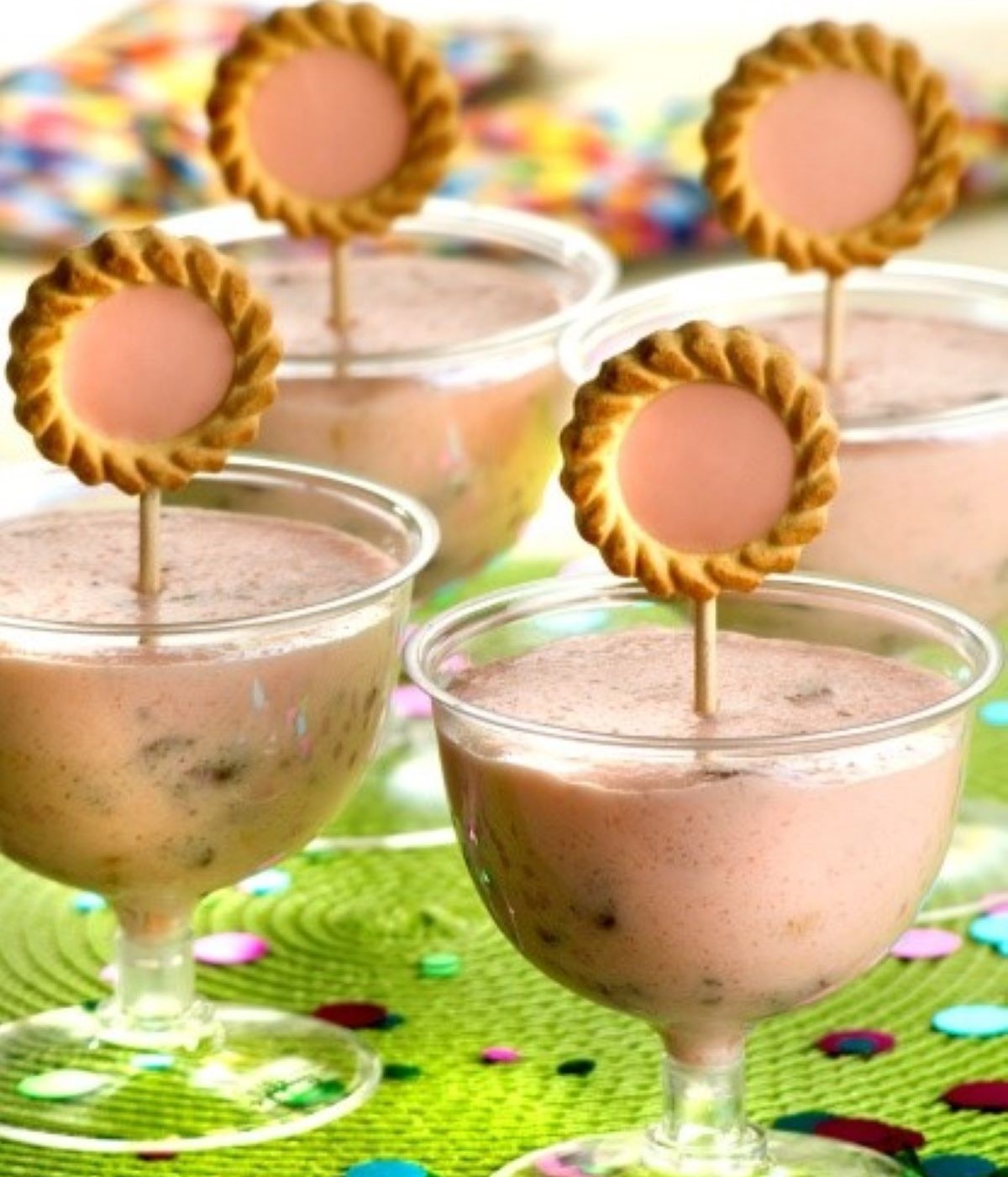 Sobremesa Richester fora da caixa: Geladinho de Iogurte com Biscoito