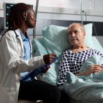 Acolhimento: Presença de cuidadores em hospitais potencializa a recuperação de pacientes 2