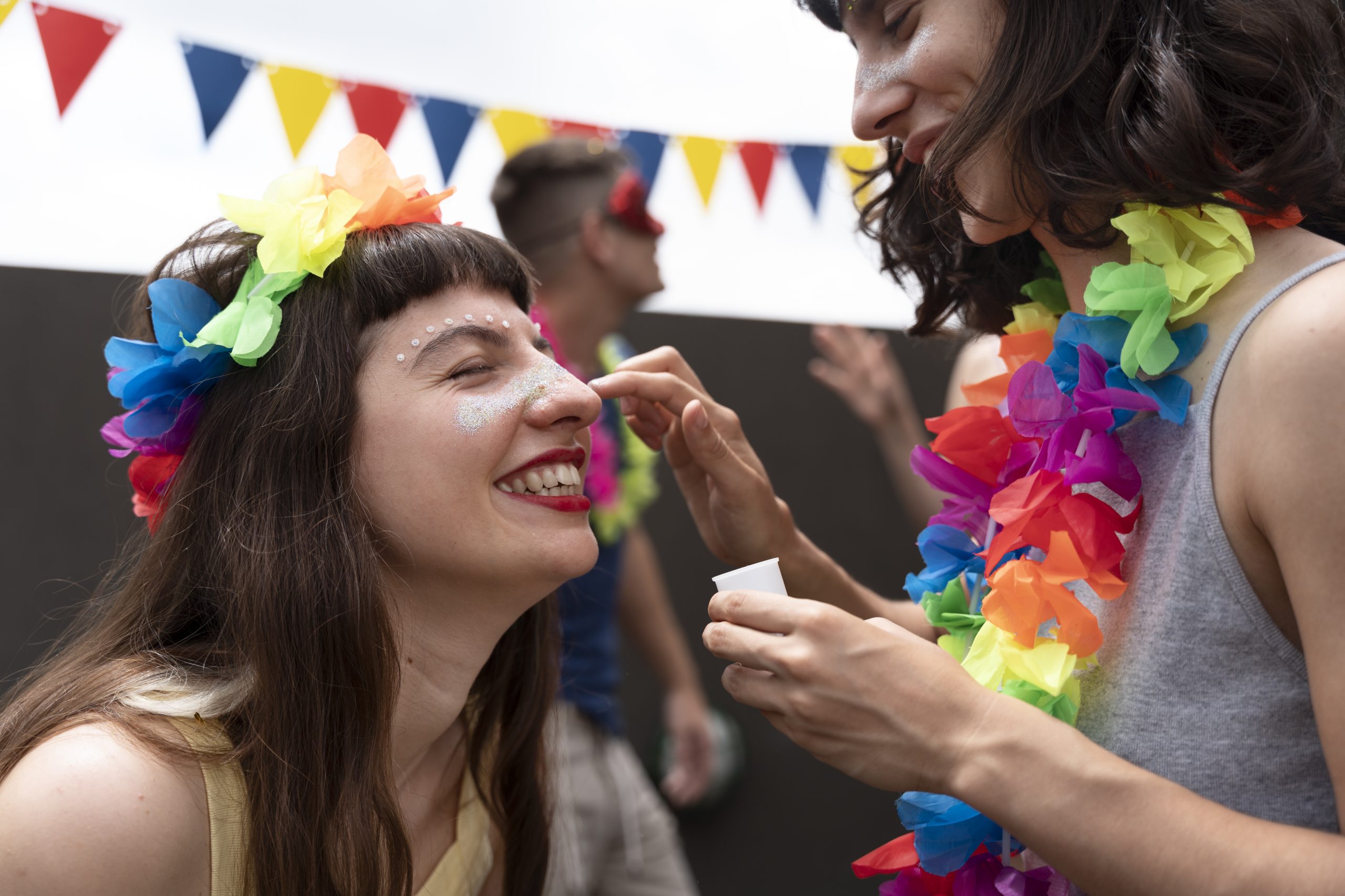 Cuidado com a pele: o abre-alas do carnaval saudável