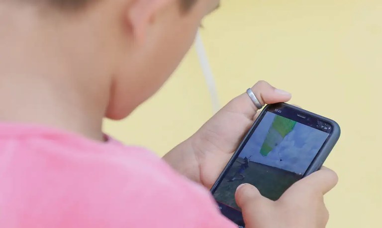 Governo Federal inicia trabalhos para elaborar Guia para Uso Consciente de Telas por Crianças e Adolescentes