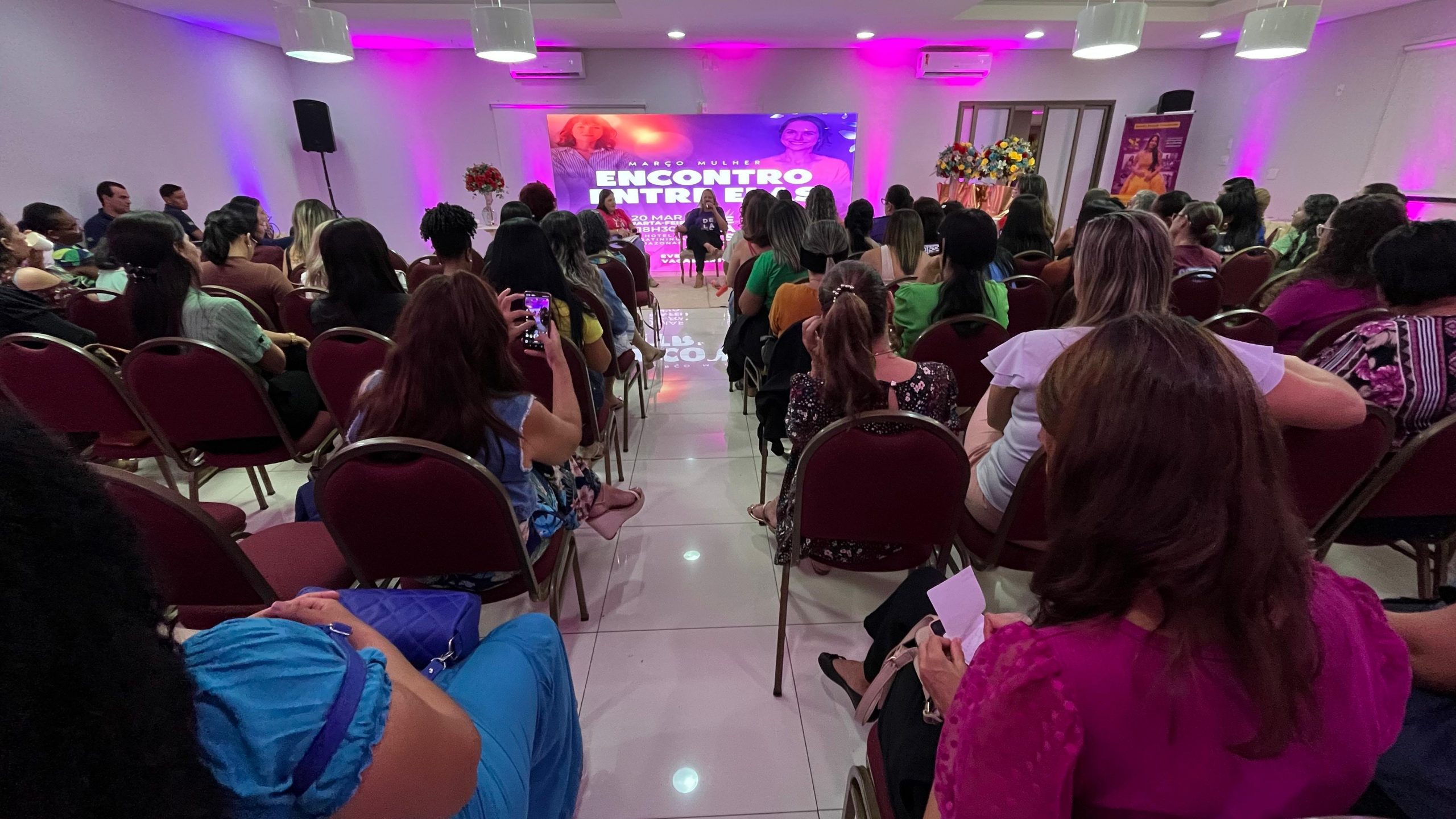 ‘Encontro Entre Elas’ reúne mulheres empreendedoras para troca de experiências e conhecimentos em Rondonópolis