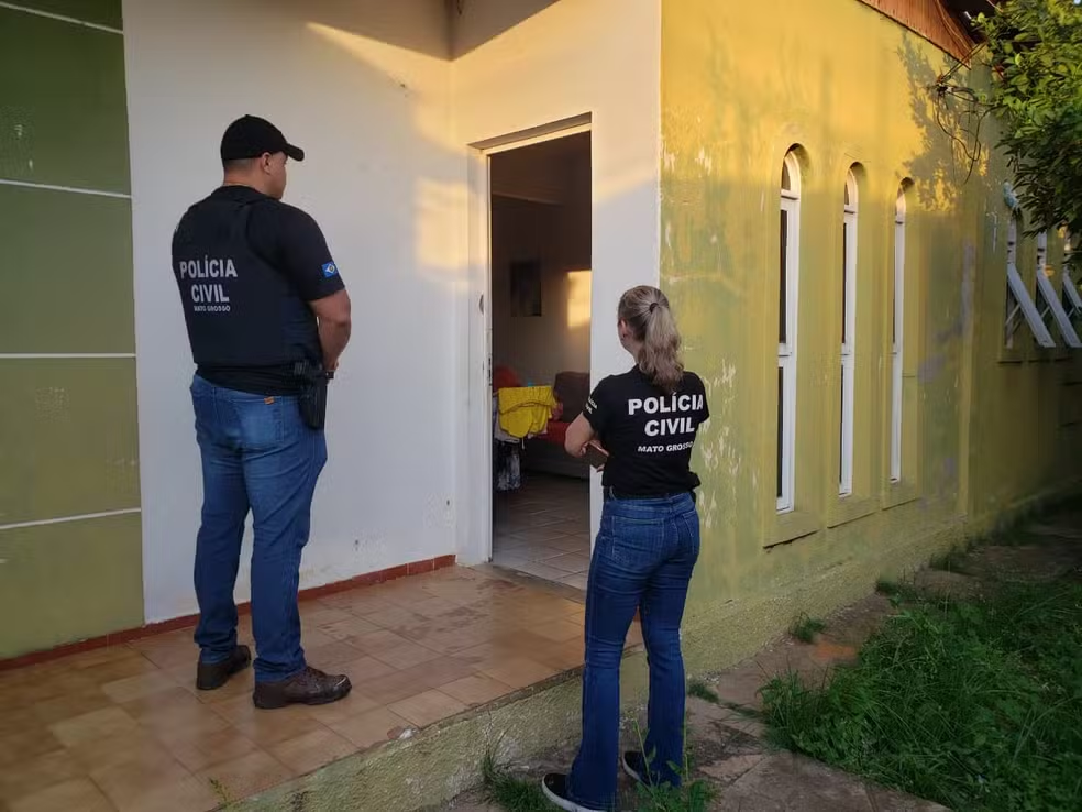 Suspeita de vender terrenos e financiar casas que não existiam para famílias de baixa renda é alvo de operação