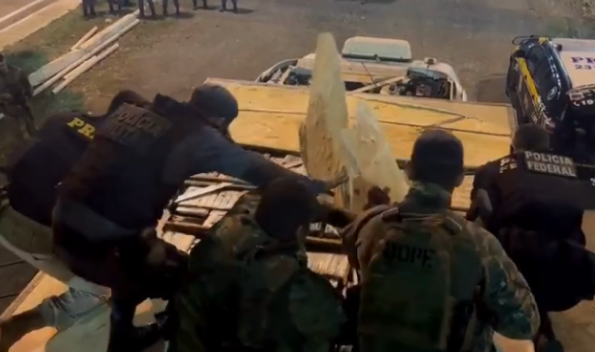 Rondonópolis | Motorista é preso por transportar 350 kg de droga escondidos em teto falso de caminhão frigorífico