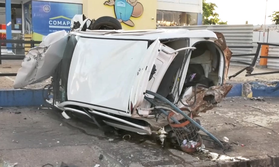 Jovem fica ferido após grave acidente no centro de Rondonópolis