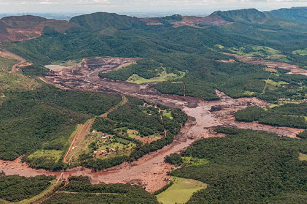 Brasil ainda aguarda o desligamento de 28 barragens com alerta de risco de rompimento, aponta estudo
