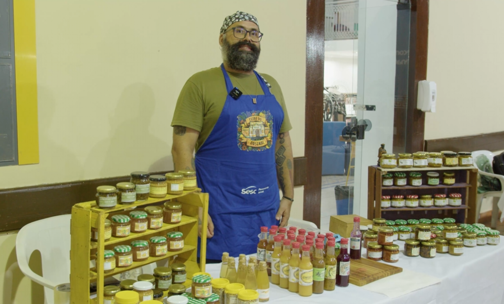 Sesc Arsenal promove feira de agricultura familiar, chopp em dobro, show musical e Sessão Pipoca toda terça-feira