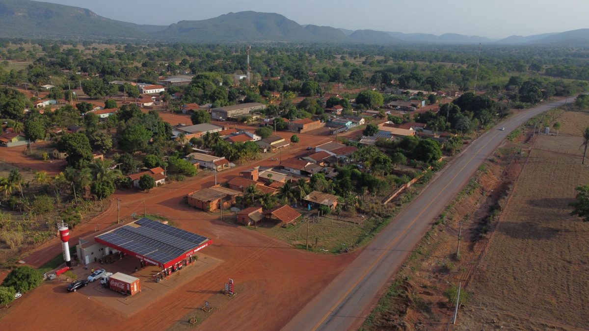 Cáceres | Prefeitura entrega 148 escrituras de imóveis para moradores de Vila Aparecida