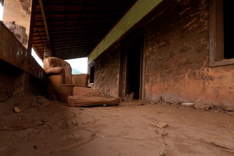 AGU cobra R$ 79,6 bilhões de Samarco, Vale e BHP por desastre em Mariana