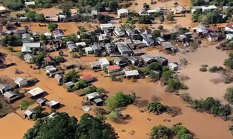 Chuvas no RS: como ficam aluguéis, indenizações e trabalho em uma emergência climática